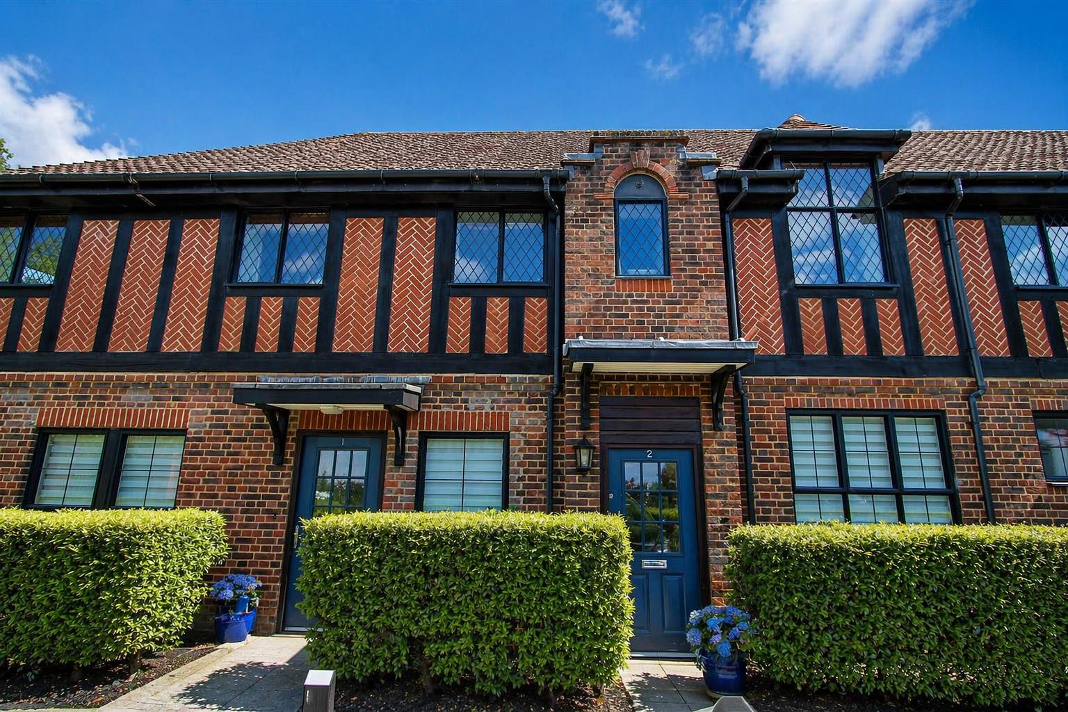 Ewell Road, Cheam Village